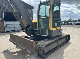 Volvo ECR88 Plus