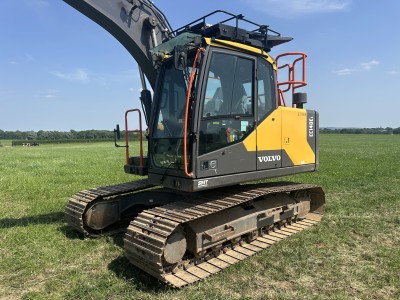  2023 Volvo EC140EL
