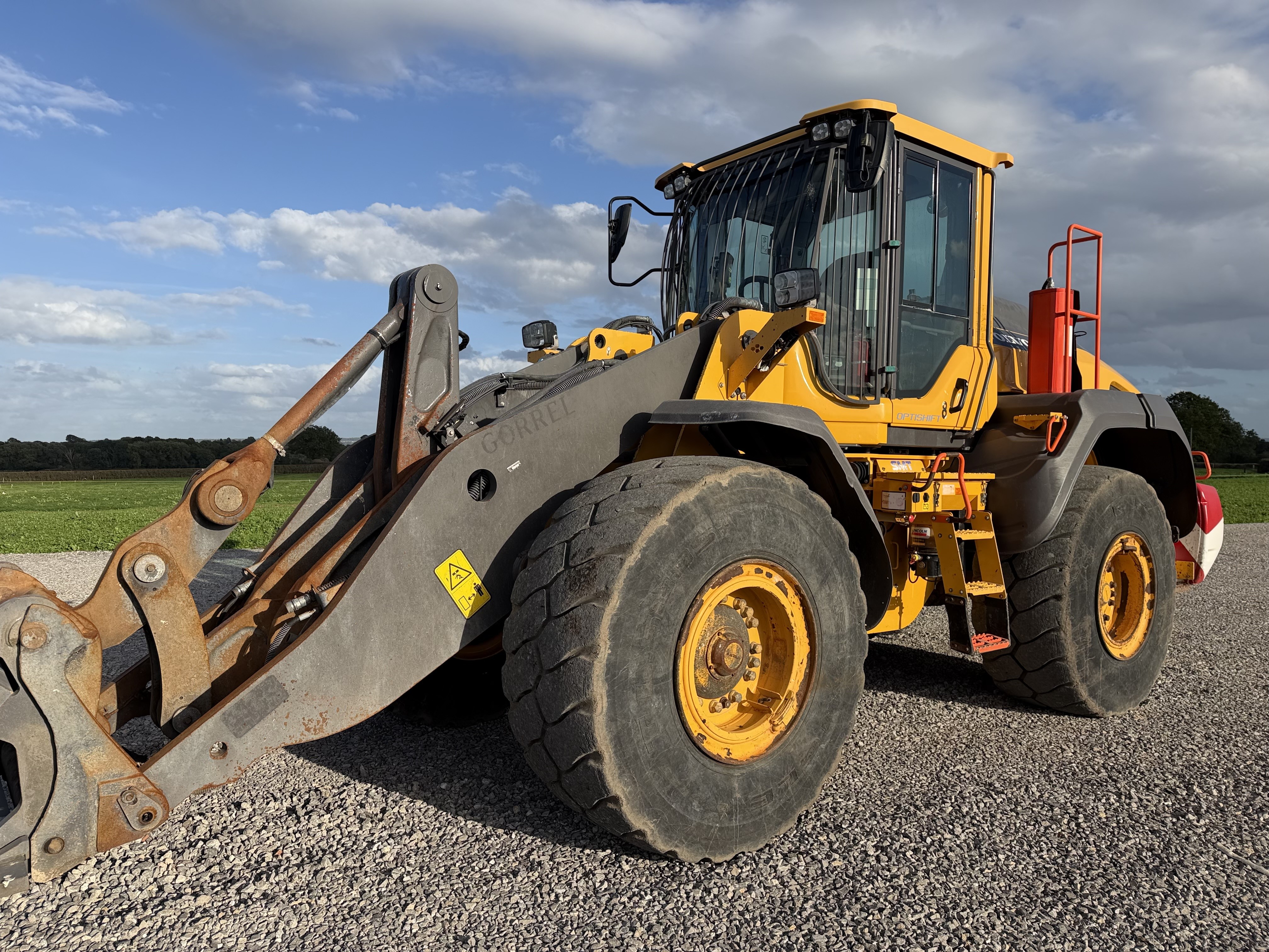 Volvo L120H Long Boom